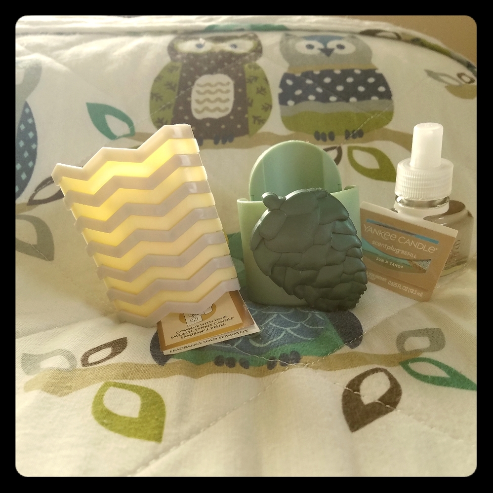 NEW YANKEE Candle Co. Plug-in Bundle!